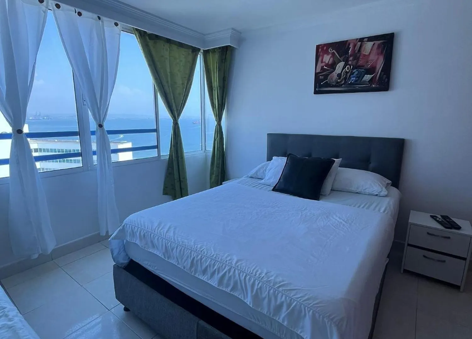Hermosos Apartamentos Frente A La Playa Piso 11 Y 14 Cartagena