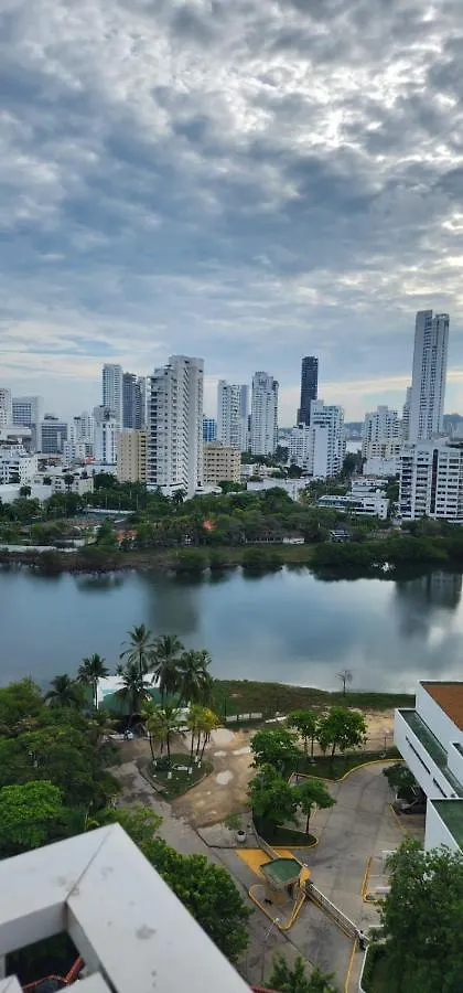 Hermosos Apartamentos Frente A La Playa Piso 11 Y 14 Cartagena